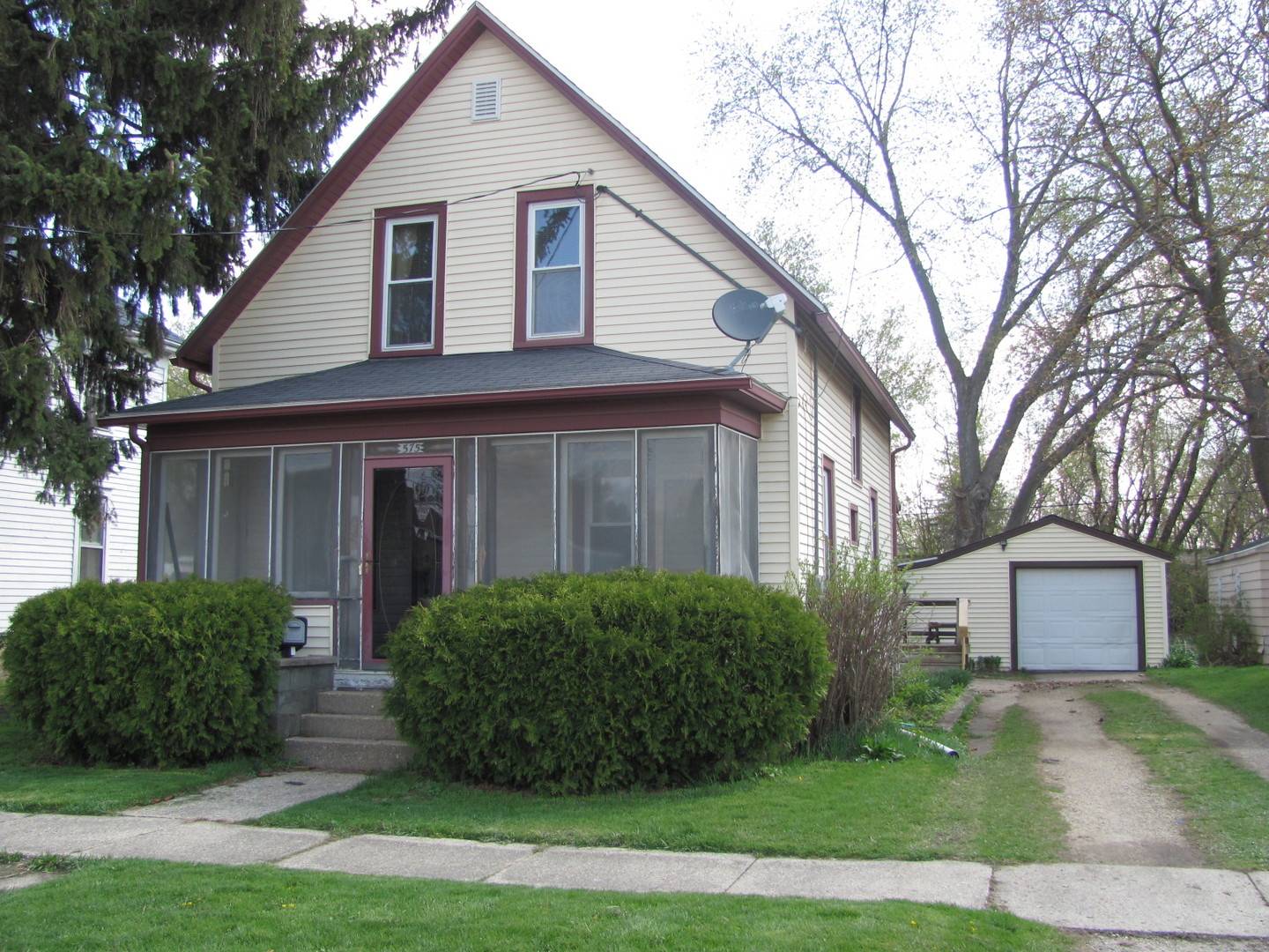 South Beloit, IL 61080,575 Northwestern AVE