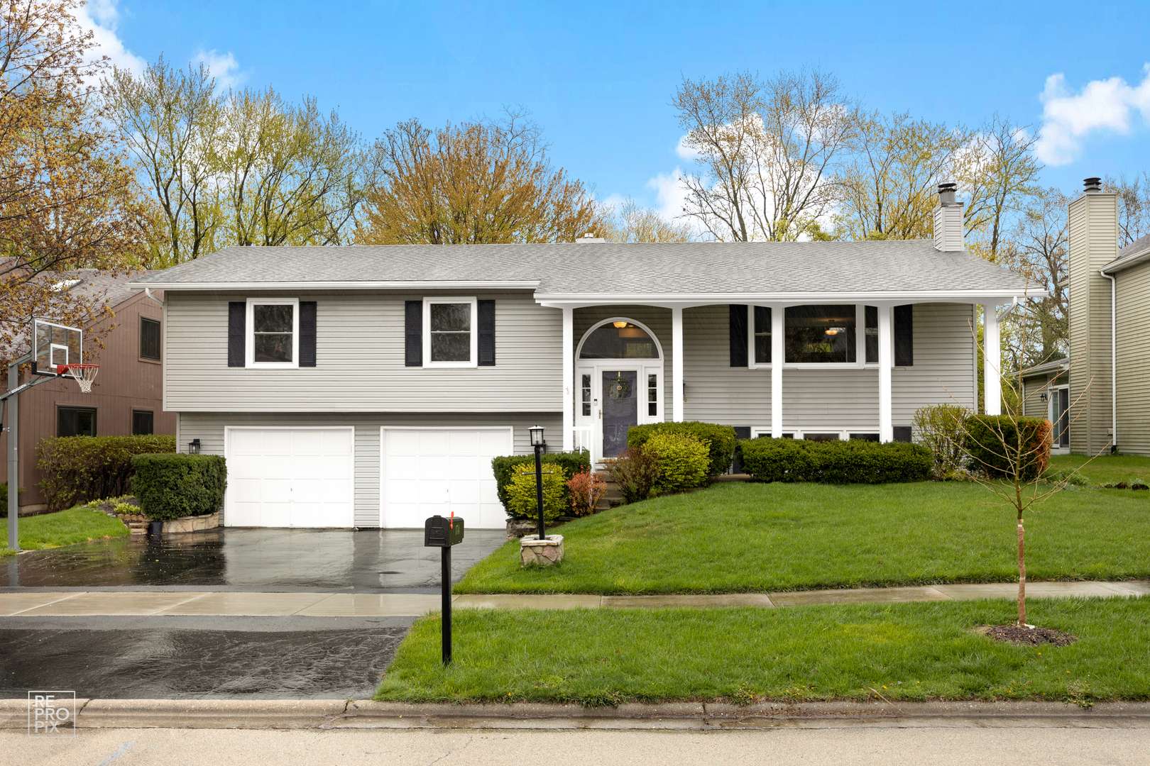 Lake Zurich, IL 60047,174 Vista RD