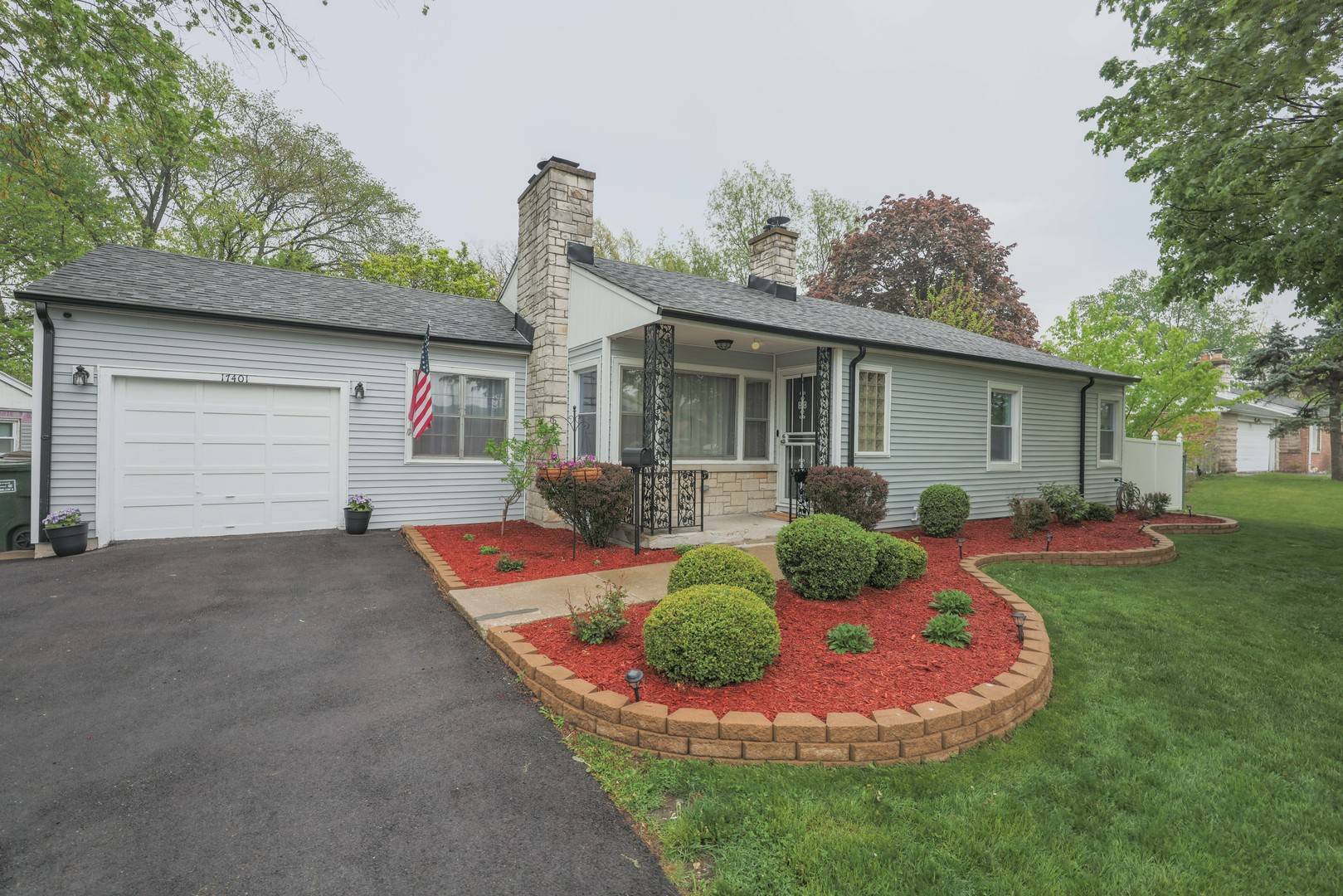 Hazel Crest, IL 60429,17401 Poe AVE