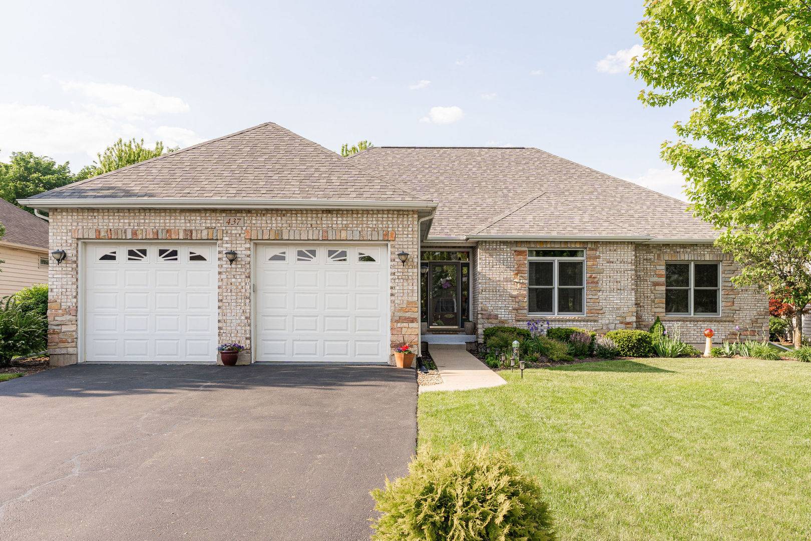 Dekalb, IL 60115,437 Quinlan AVE