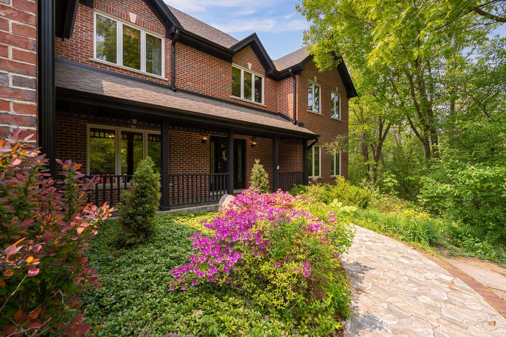 North Barrington, IL 60010,104 N Ravine LN