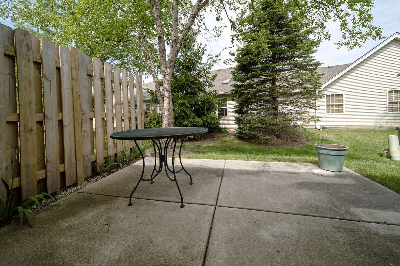 Grayslake, IL 60030,226 Enfield LN