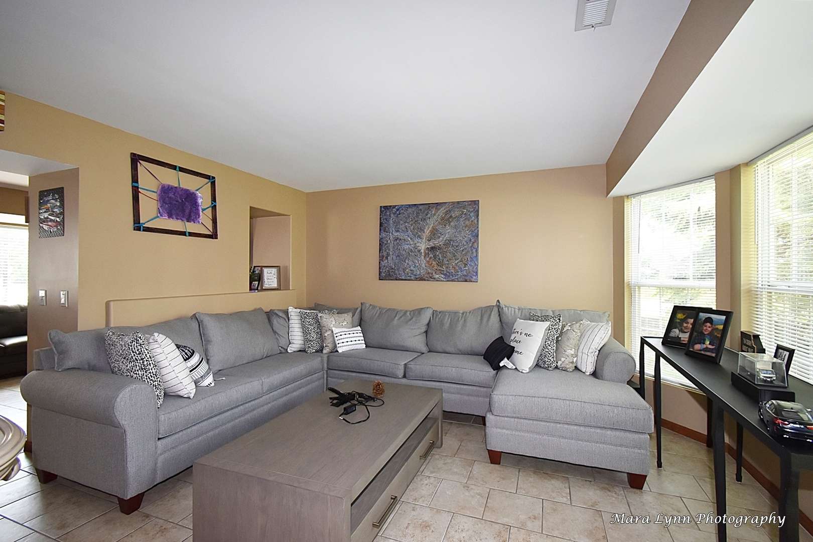 Aurora, IL 60504,987 Symphony DR