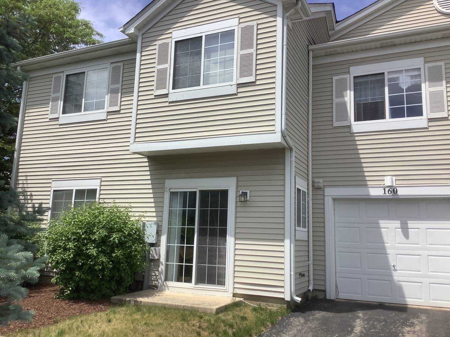 Aurora, IL 60504,160 Heather Glen DR