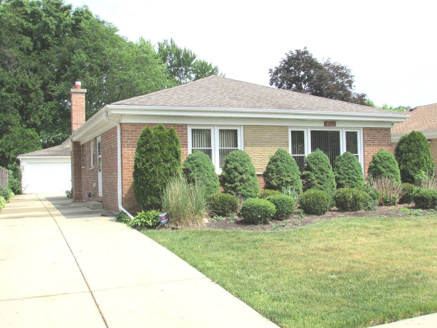 Morton Grove, IL 60053,9321 LUNA AVE