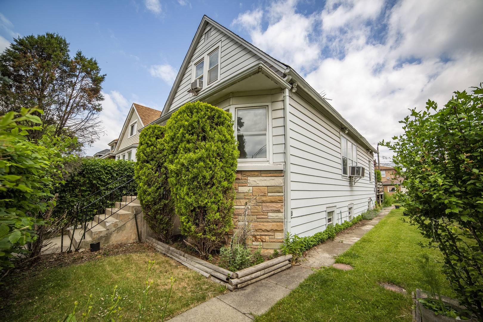 Chicago, IL 60629,3720 W 59th PL