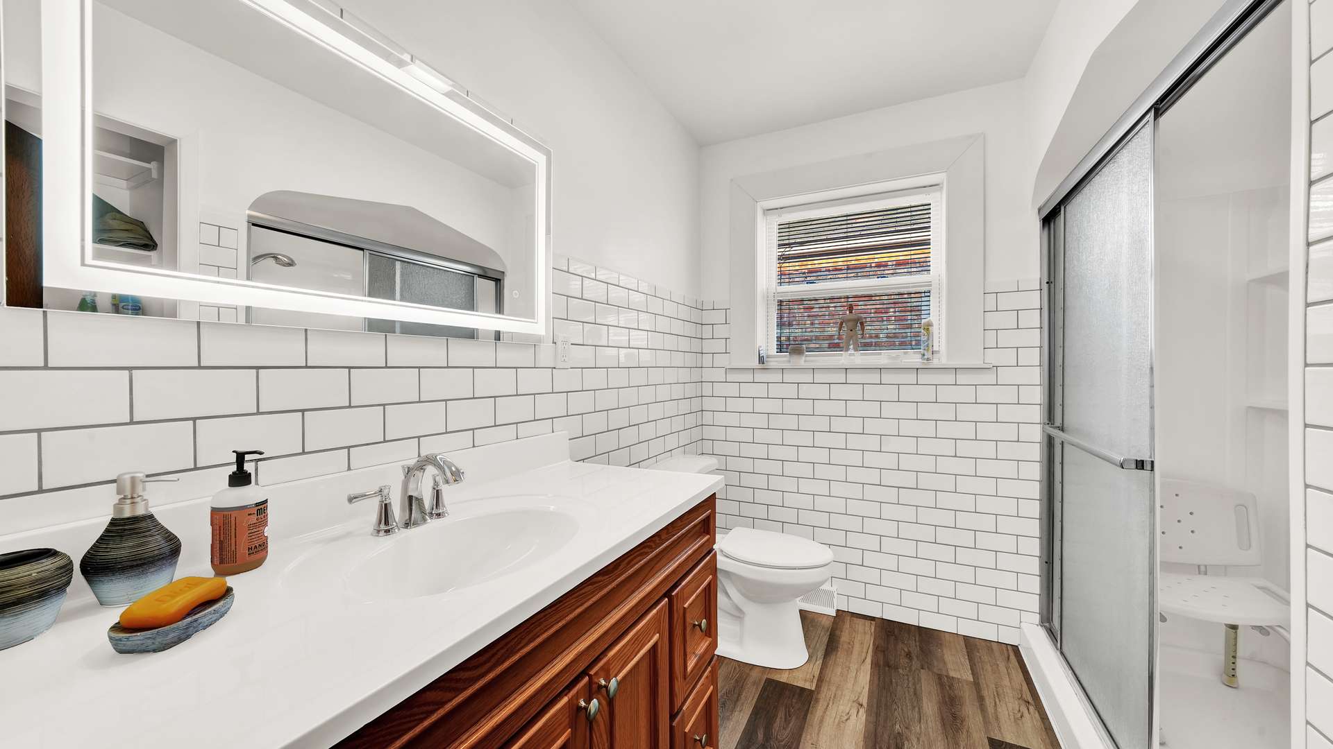 Chicago, IL 60629,3915 W 68th PL