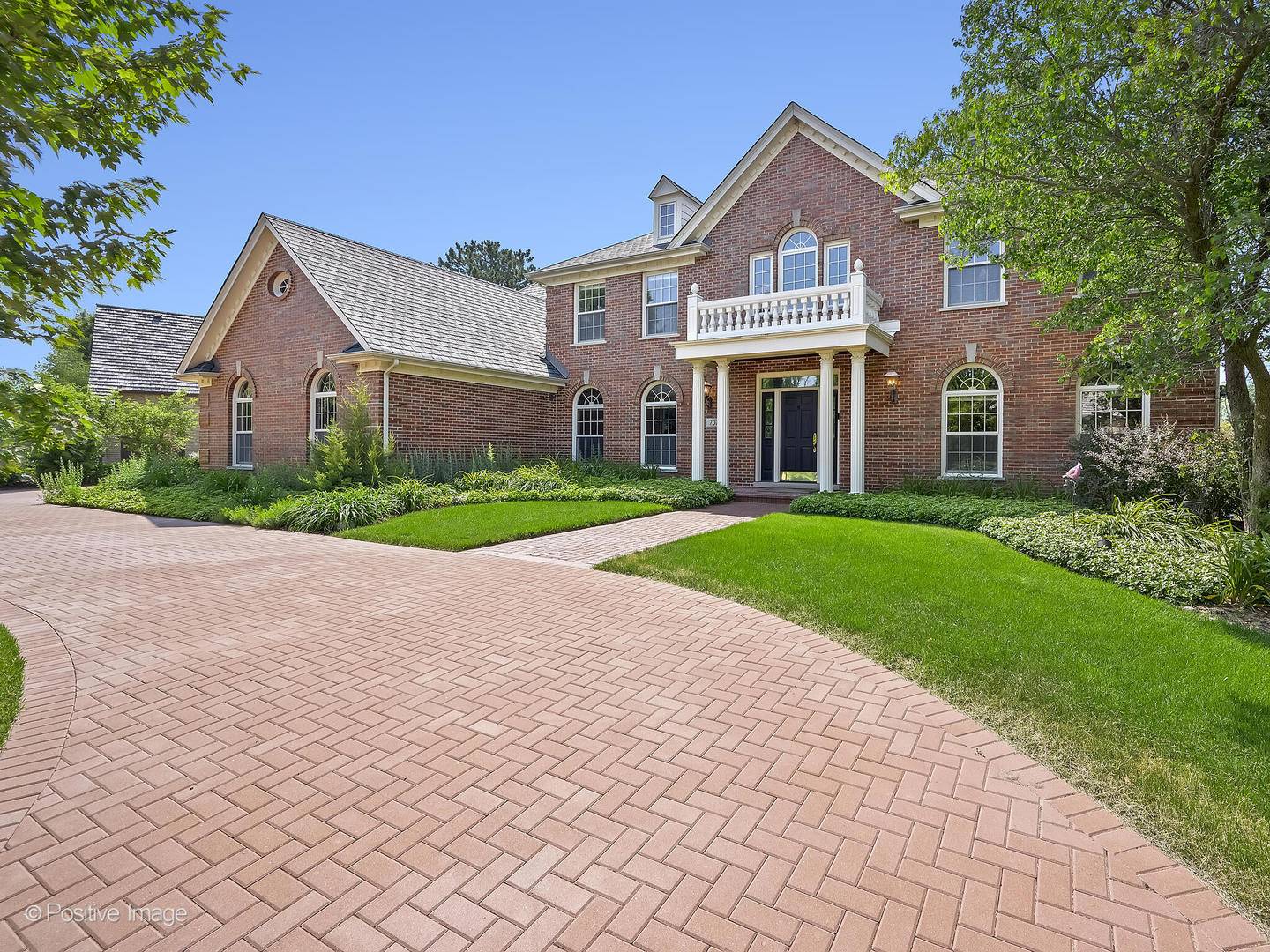 Oak Brook, IL 60523,707 Saint Josephs DR