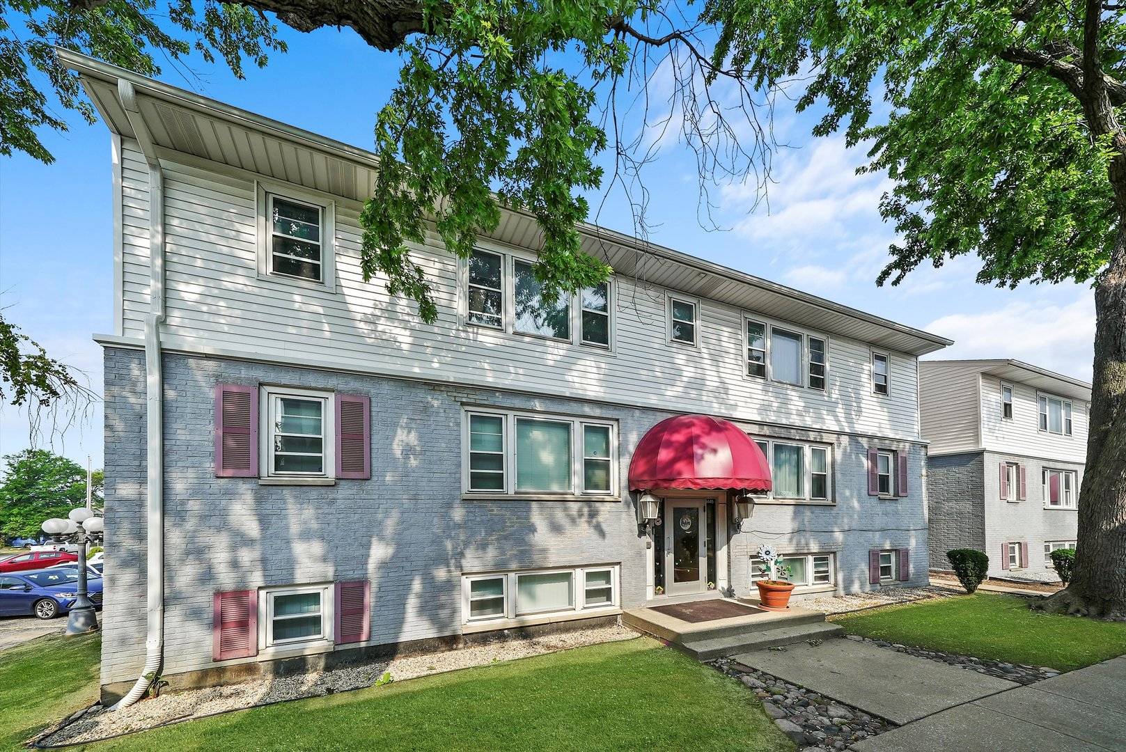 Schiller Park, IL 60176,9447 Kelvin LN #2991