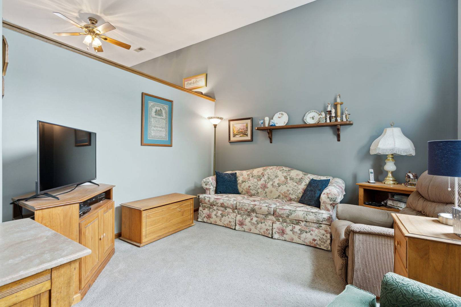 Aurora, IL 60504,2946 Shelly LN #2946