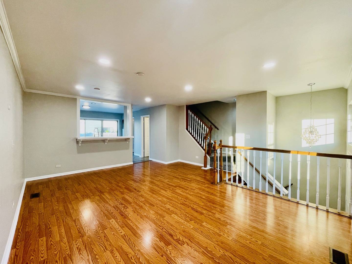 Grayslake, IL 60030,1085 Manchester CIR