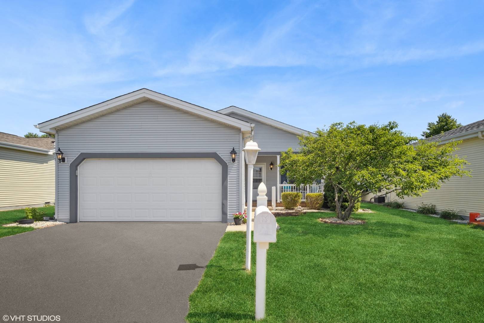 Grayslake, IL 60030,117 Gulfstream CT