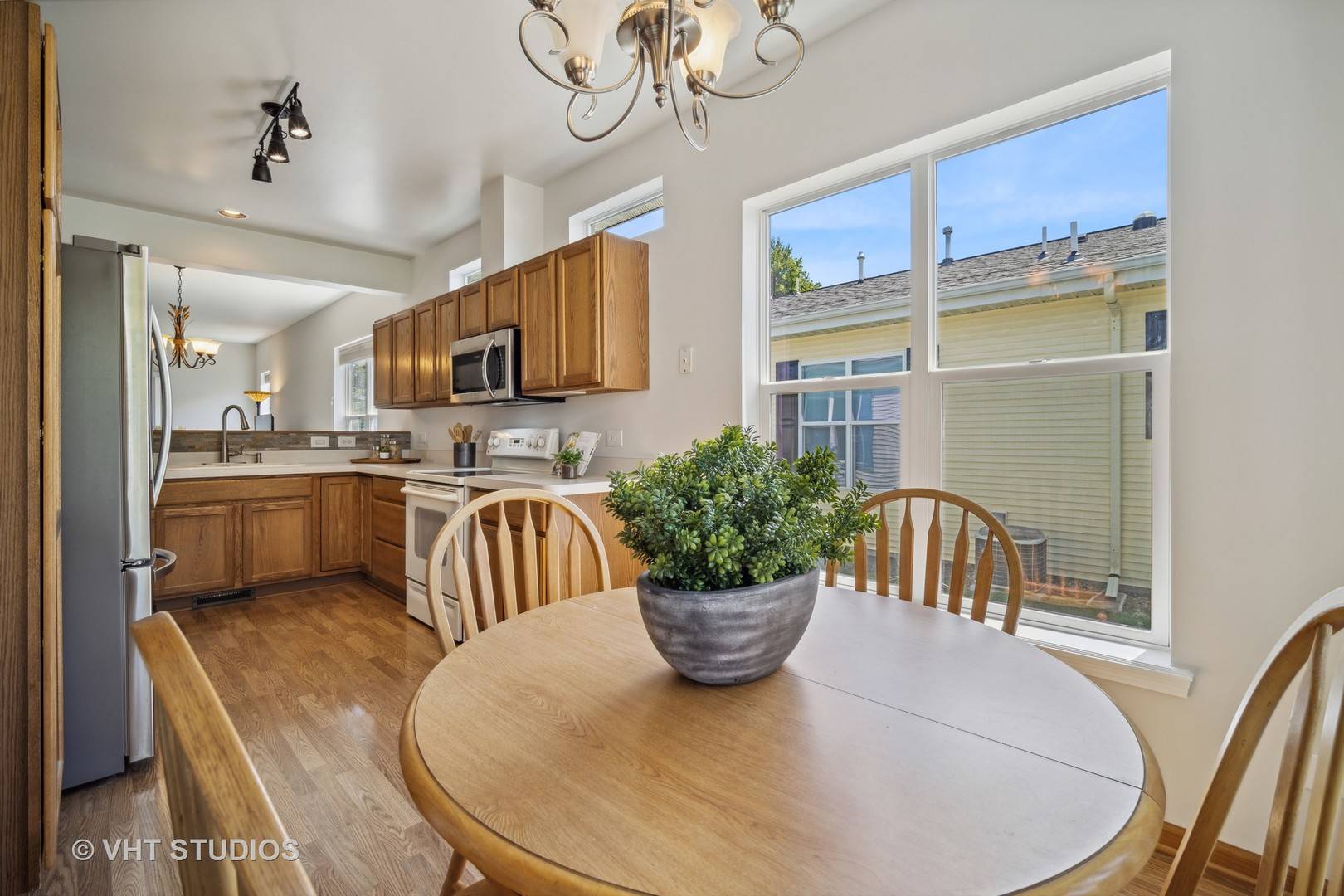 Grayslake, IL 60030,117 Gulfstream CT