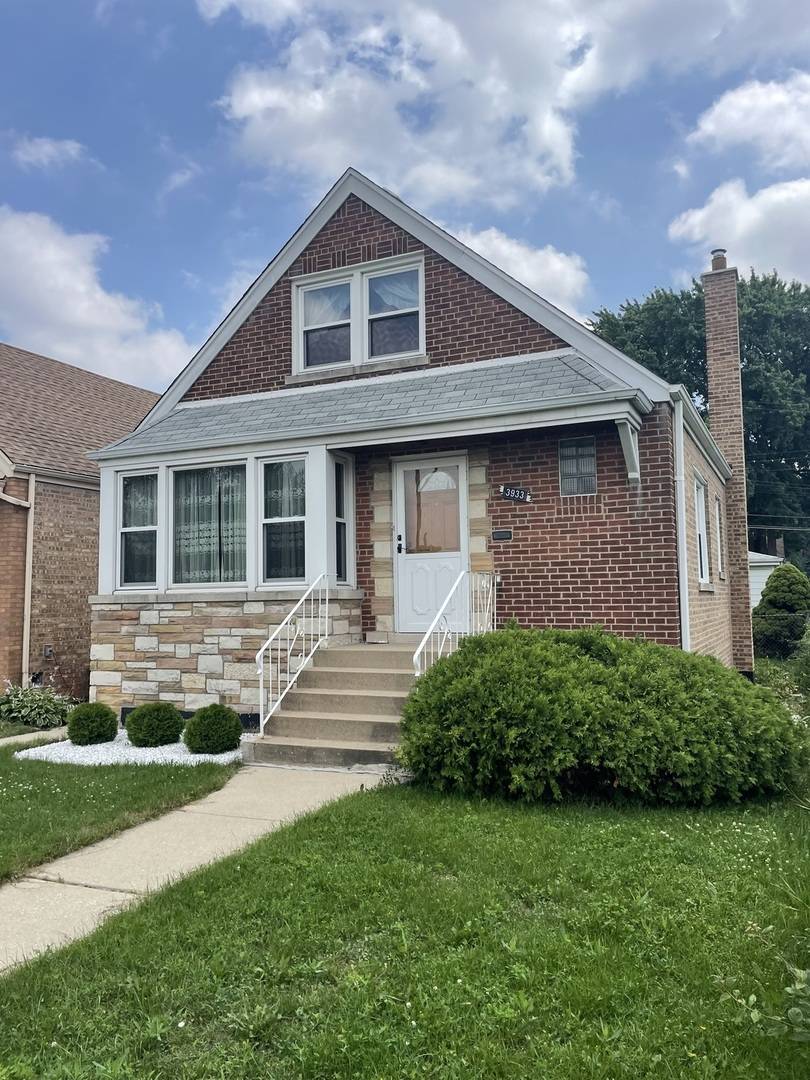 Chicago, IL 60629,3933 W 66th ST