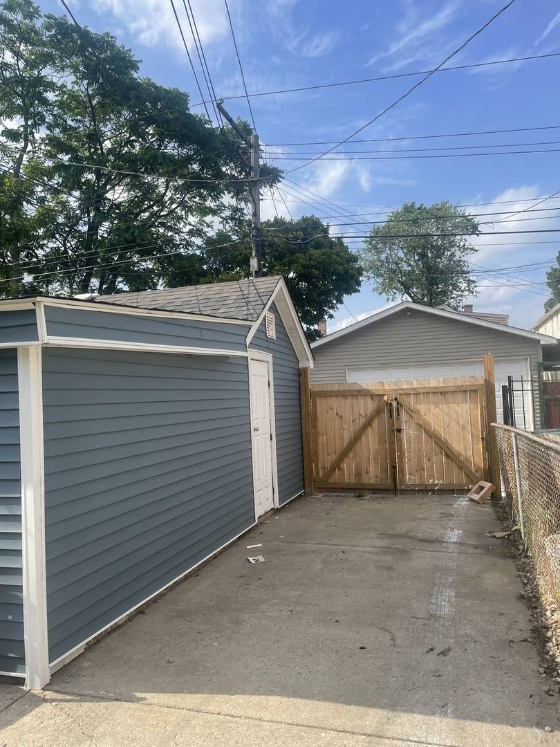 Chicago, IL 60629,3522 W 65th ST