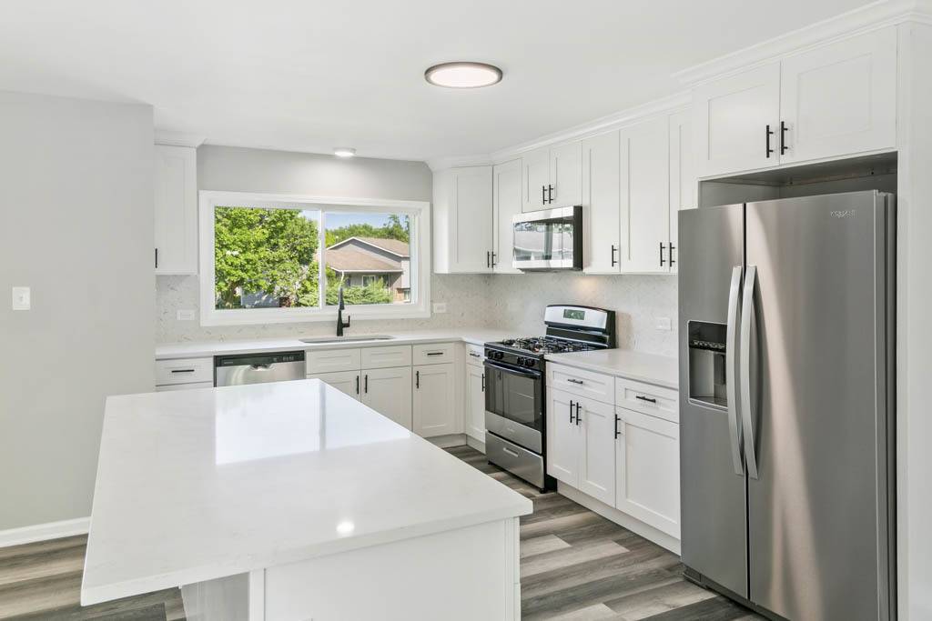 Hazel Crest, IL 60429,18014 Chantilly LN