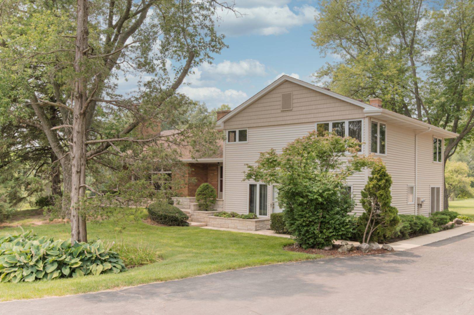 Wauconda, IL 60084,161 Thomas CT