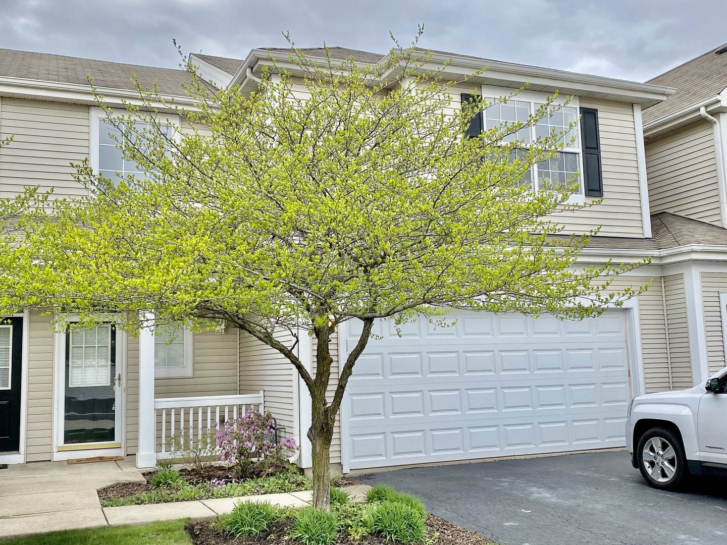 Dekalb, IL 60115,1493 LEGACY DR #3