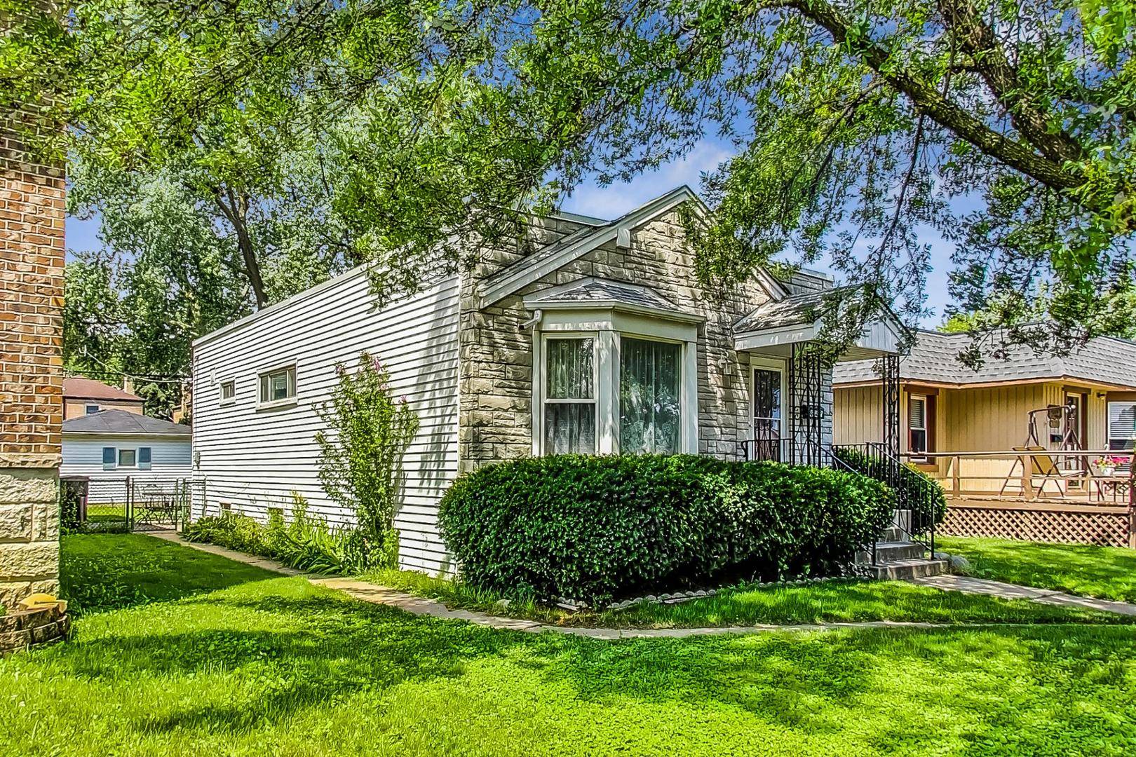 Chicago, IL 60630,5052 N Mobile AVE