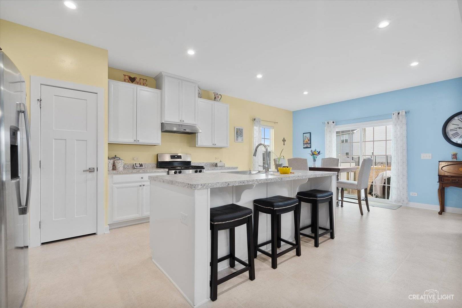 Montgomery, IL 60538,3339 Big Bend DR