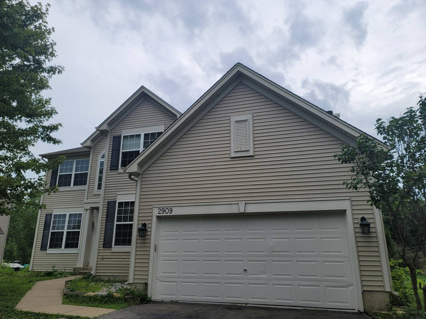 Montgomery, IL 60538,2909 MANCHESTER DR