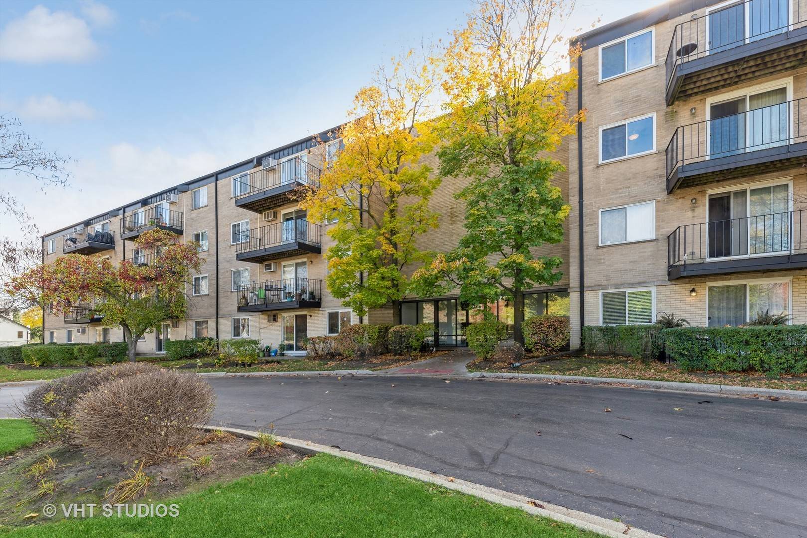 Arlington Heights, IL 60004,2515 E Olive ST #4A