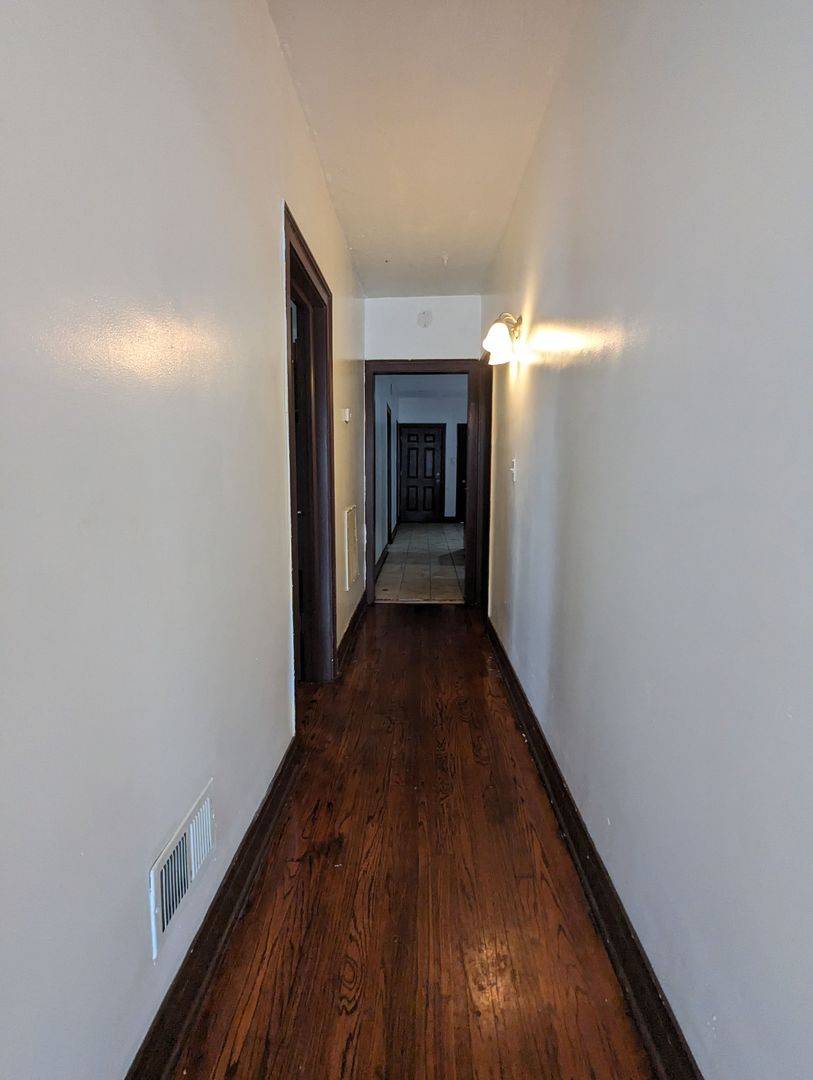 Chicago, IL 60629,6747 S Campbell AVE