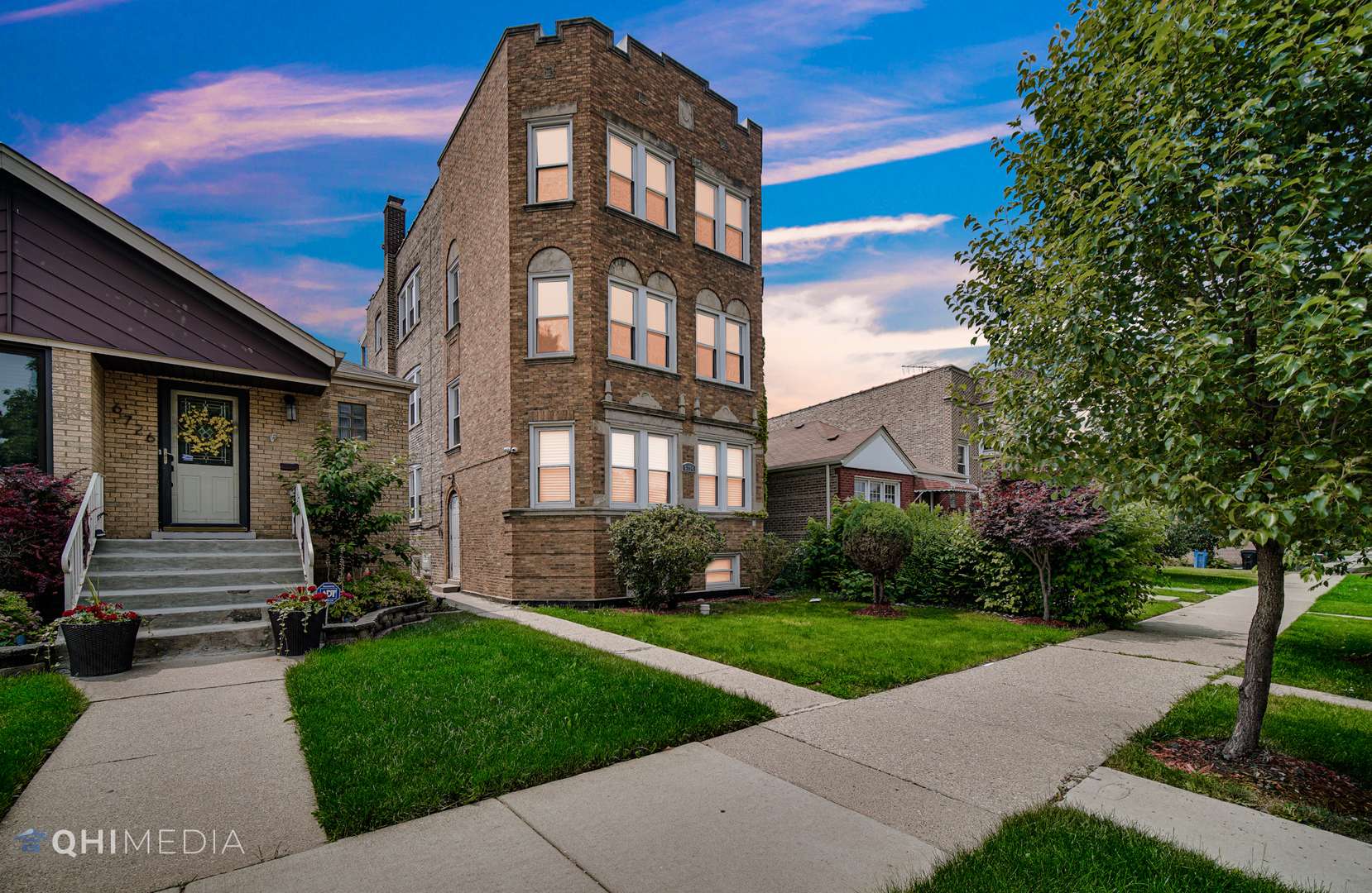 Chicago, IL 60629,6724 S Karlov AVE