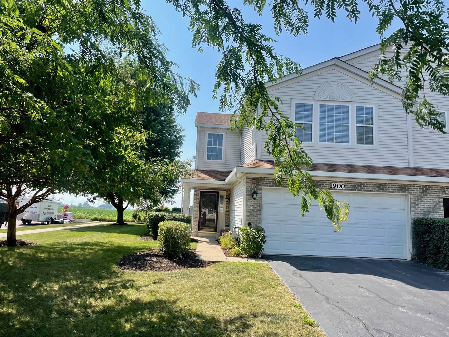 Montgomery, IL 60538,1900 Candlelight CIR #1900