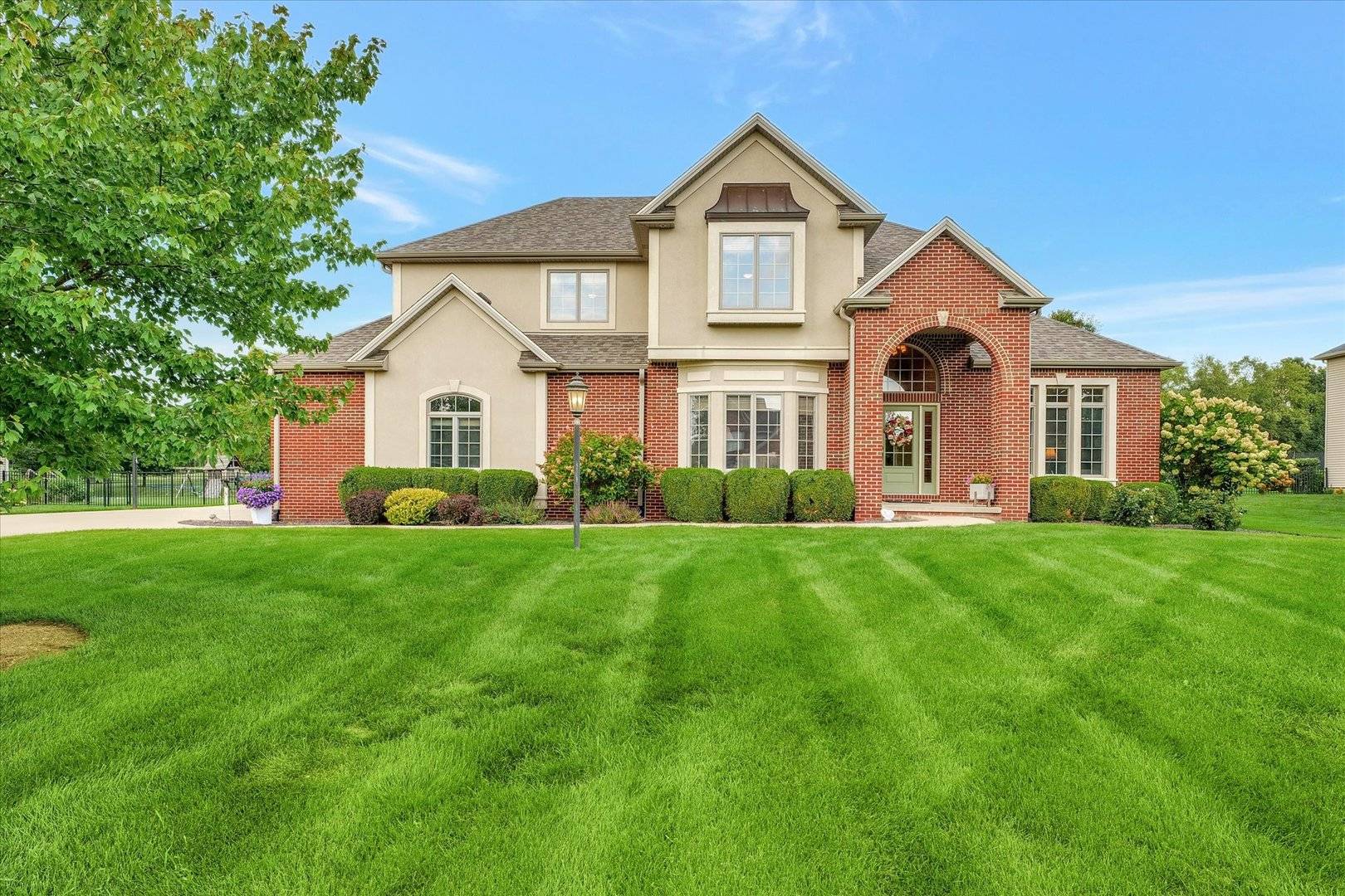 Mahomet, IL 61853,1308 Ridgefield DR