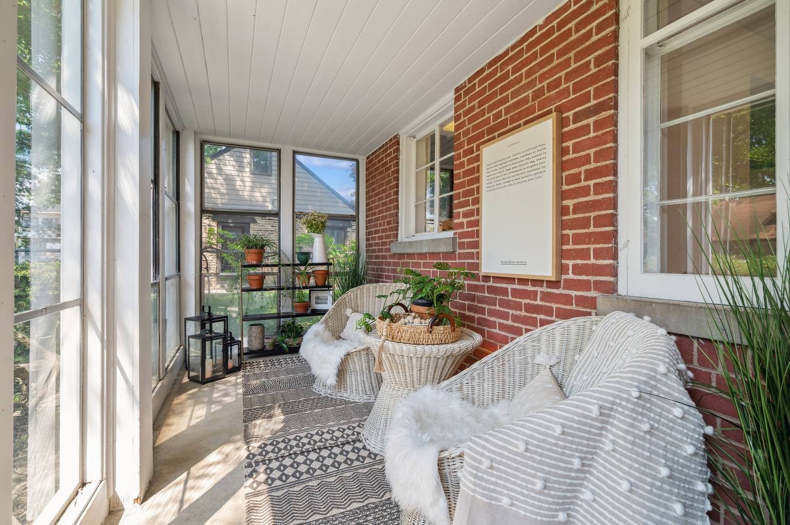 Morton Grove, IL 60053,4 Smithwood DR