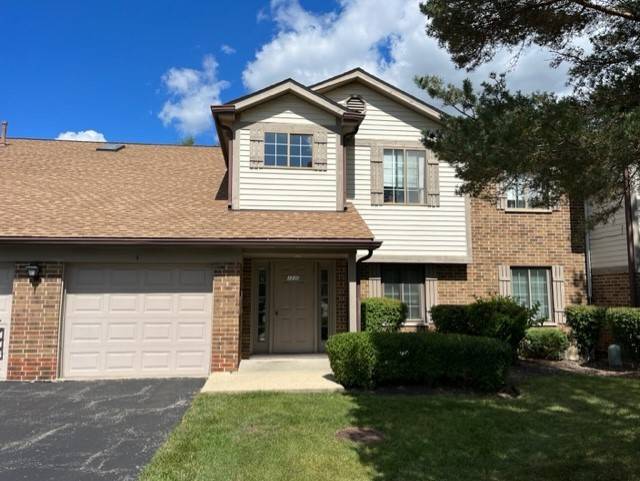 Arlington Heights, IL 60004,1730 W Quail CT #1