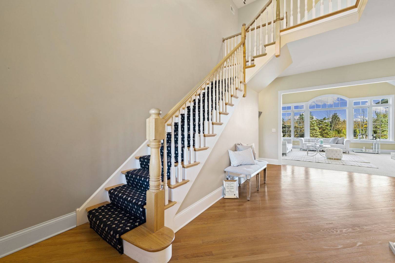 Oak Brook, IL 60523,9 Forest Gate CIR