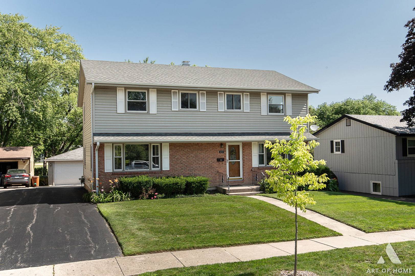 Rolling Meadows, IL 60008,2212 Oak LN