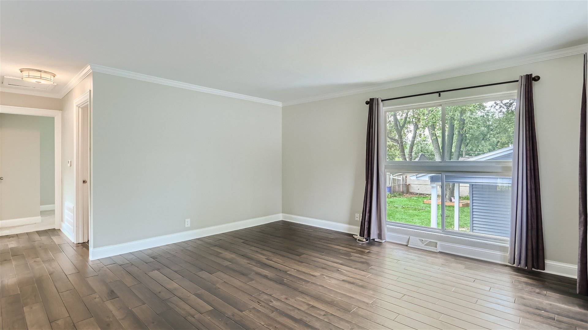 Montgomery, IL 60538,7 CURTMAR CT