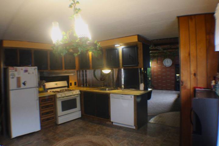 Beecher, IL 60401,110 Flamingo DR