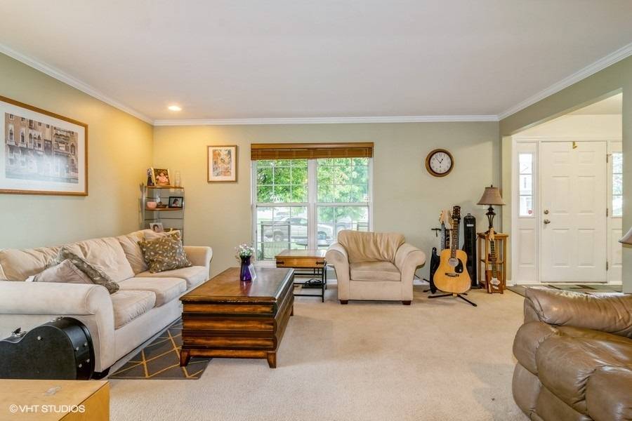 Montgomery, IL 60538,3225 Huntington LN