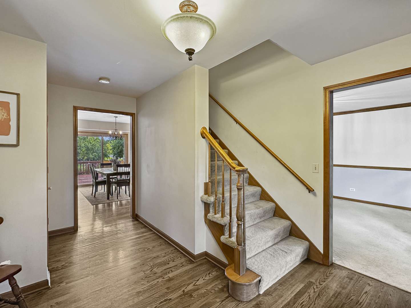 Algonquin, IL 60102,3511 Lakeview DR