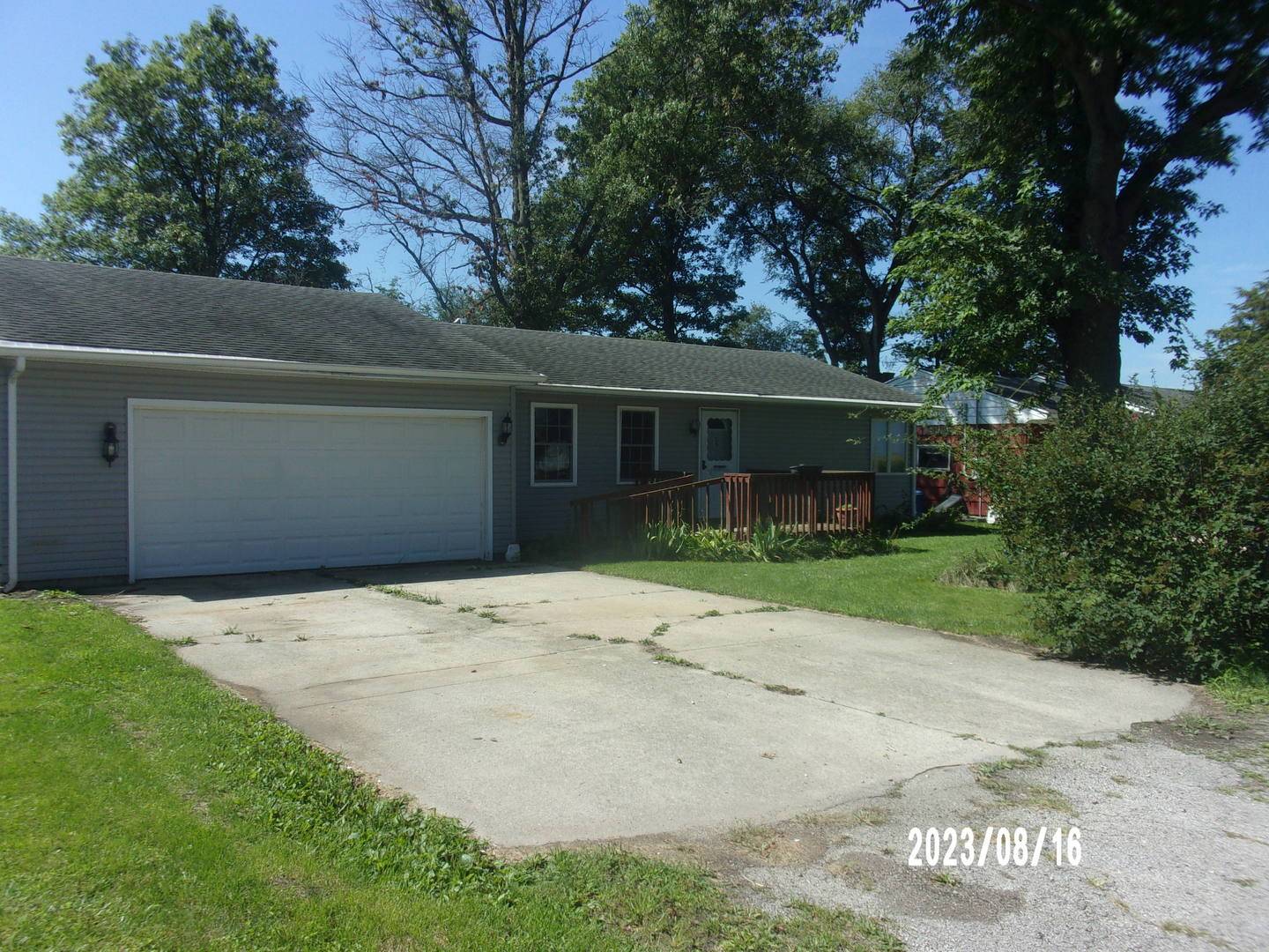Sheldon, IL 60966,650 W Blue ST