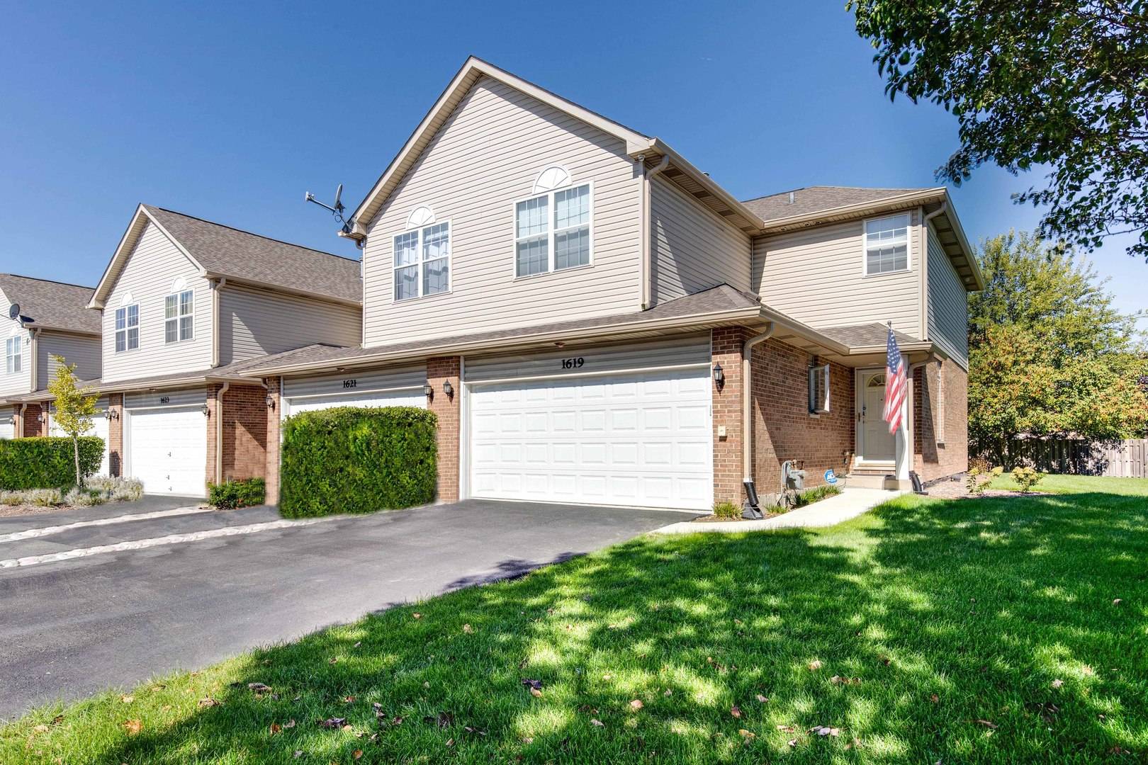 Naperville, IL 60563,1619 Windward CT