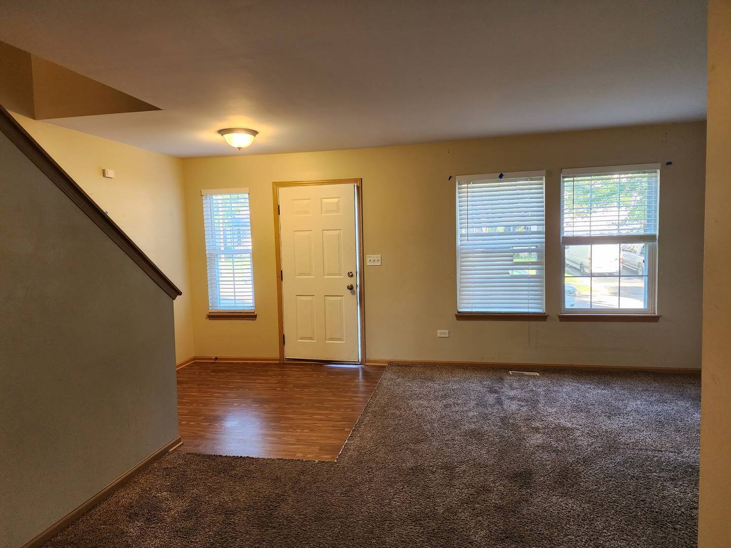 Montgomery, IL 60538,1749 Ivy LN