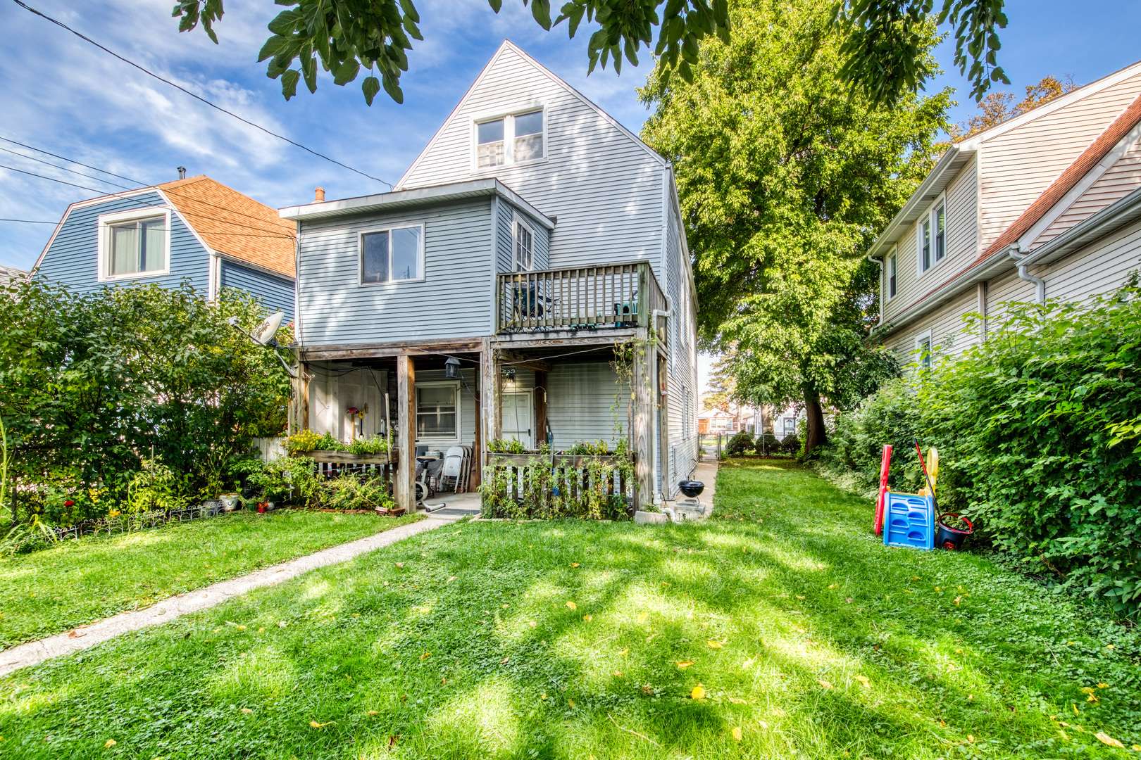 Chicago, IL 60630,4815 W Ainslie ST