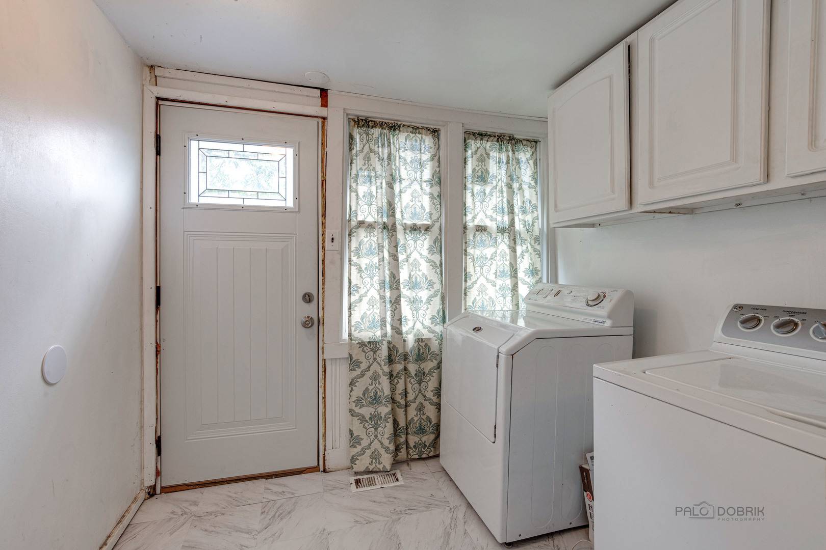 Grayslake, IL 60030,18631 W Main ST