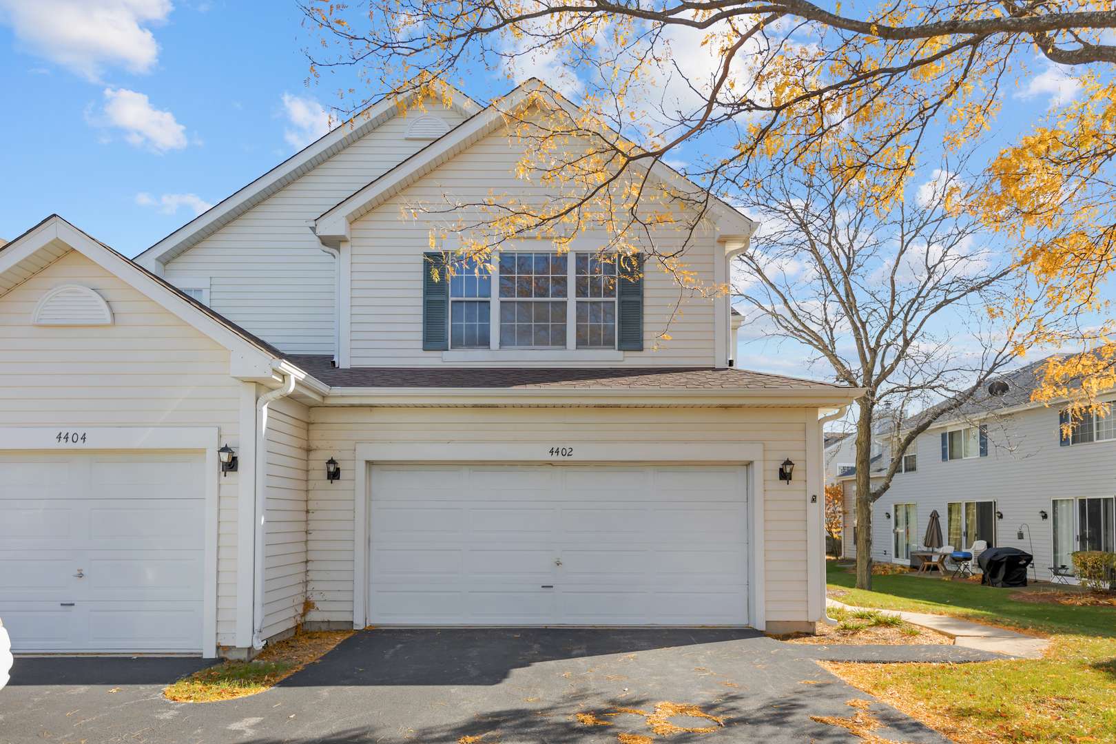 Waukegan, IL 60085,4402 W Quill LN