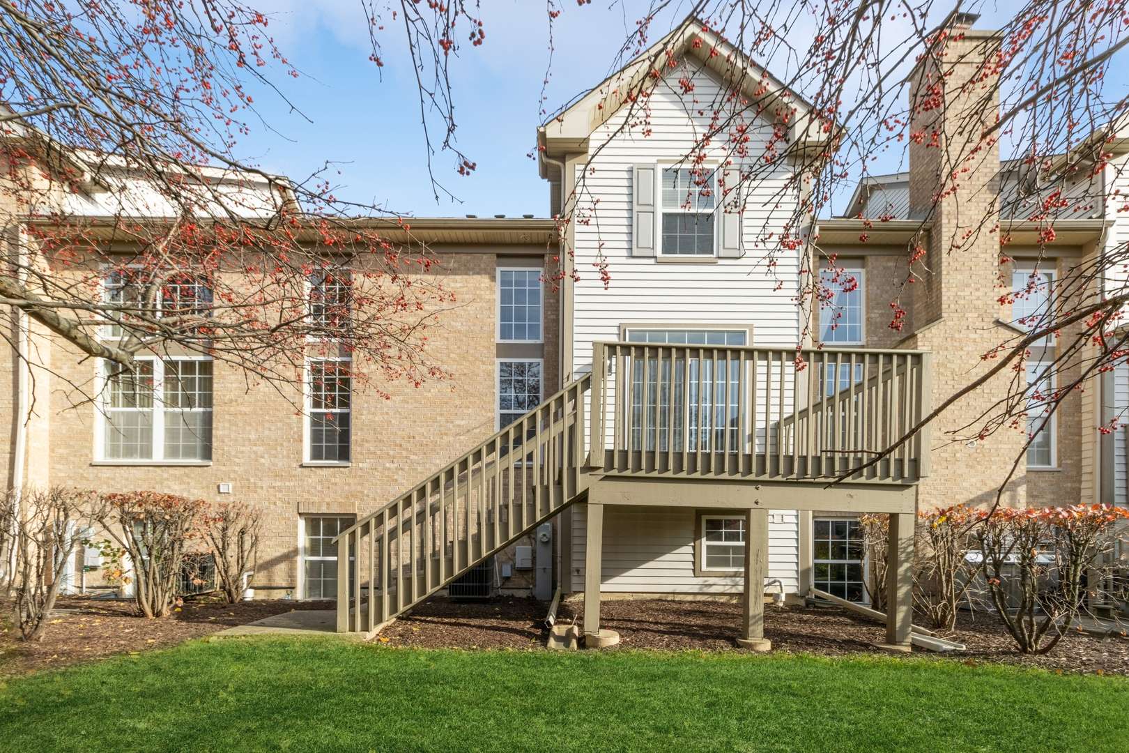 Hoffman Estates, IL 60192,5471 Mcdonough RD