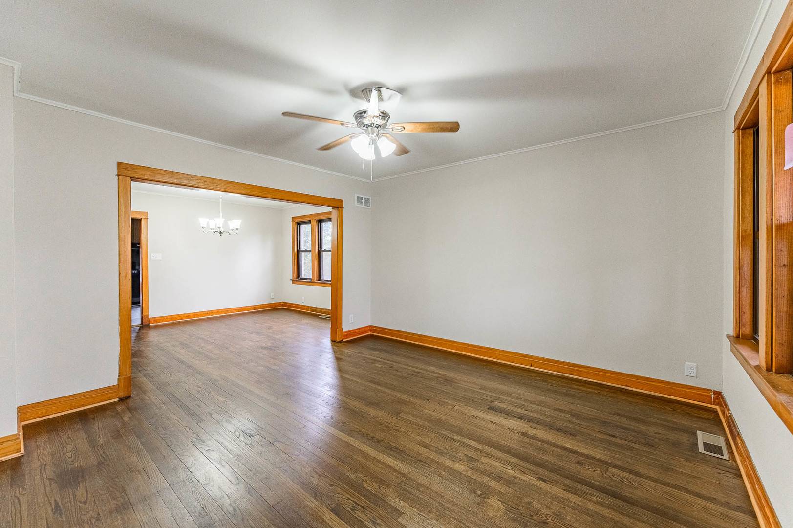 Lyons, IL 60534,8021 Christie AVE