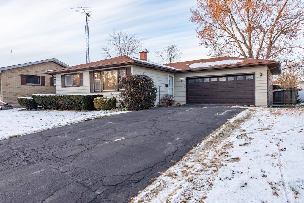 Waukegan, IL 60087,2734 Adelaide AVE