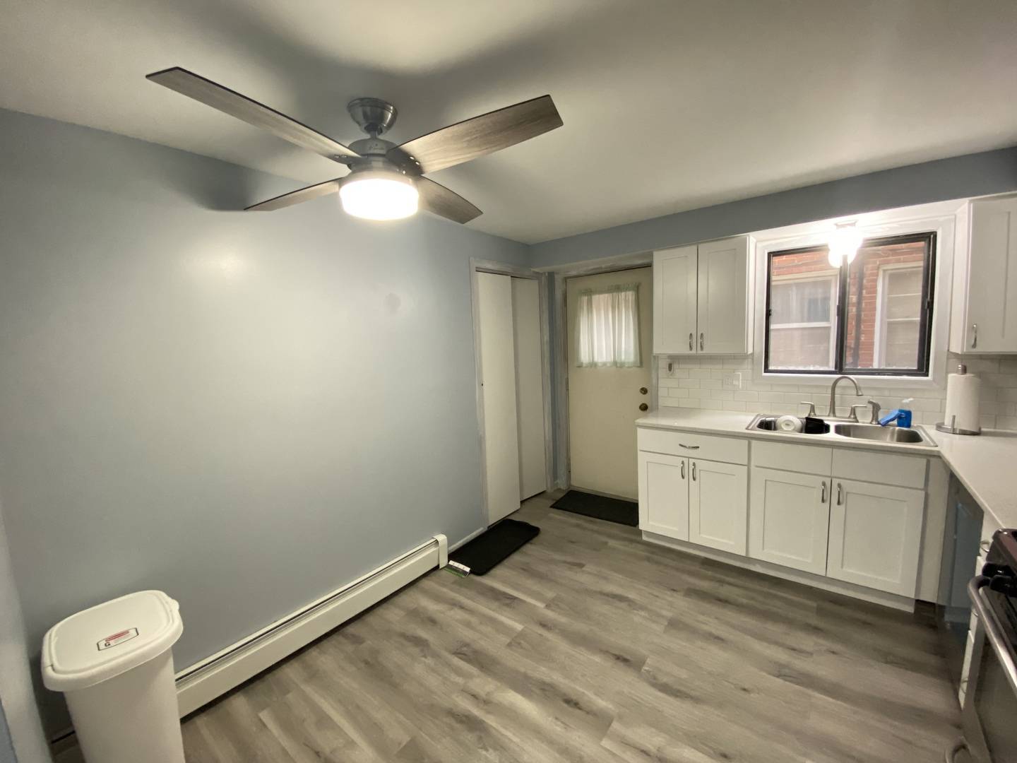 Chicago, IL 60630,4841 N Central AVE #1W