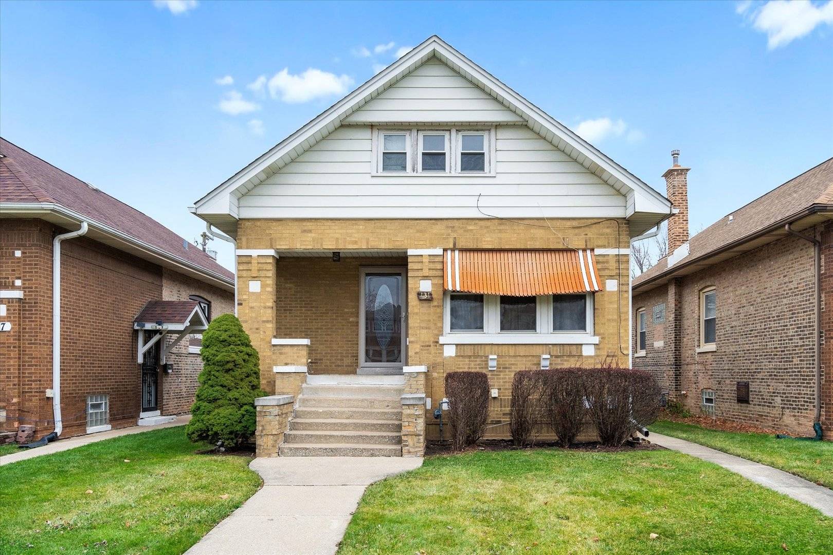 Bellwood, IL 60104,131 Bellwood AVE