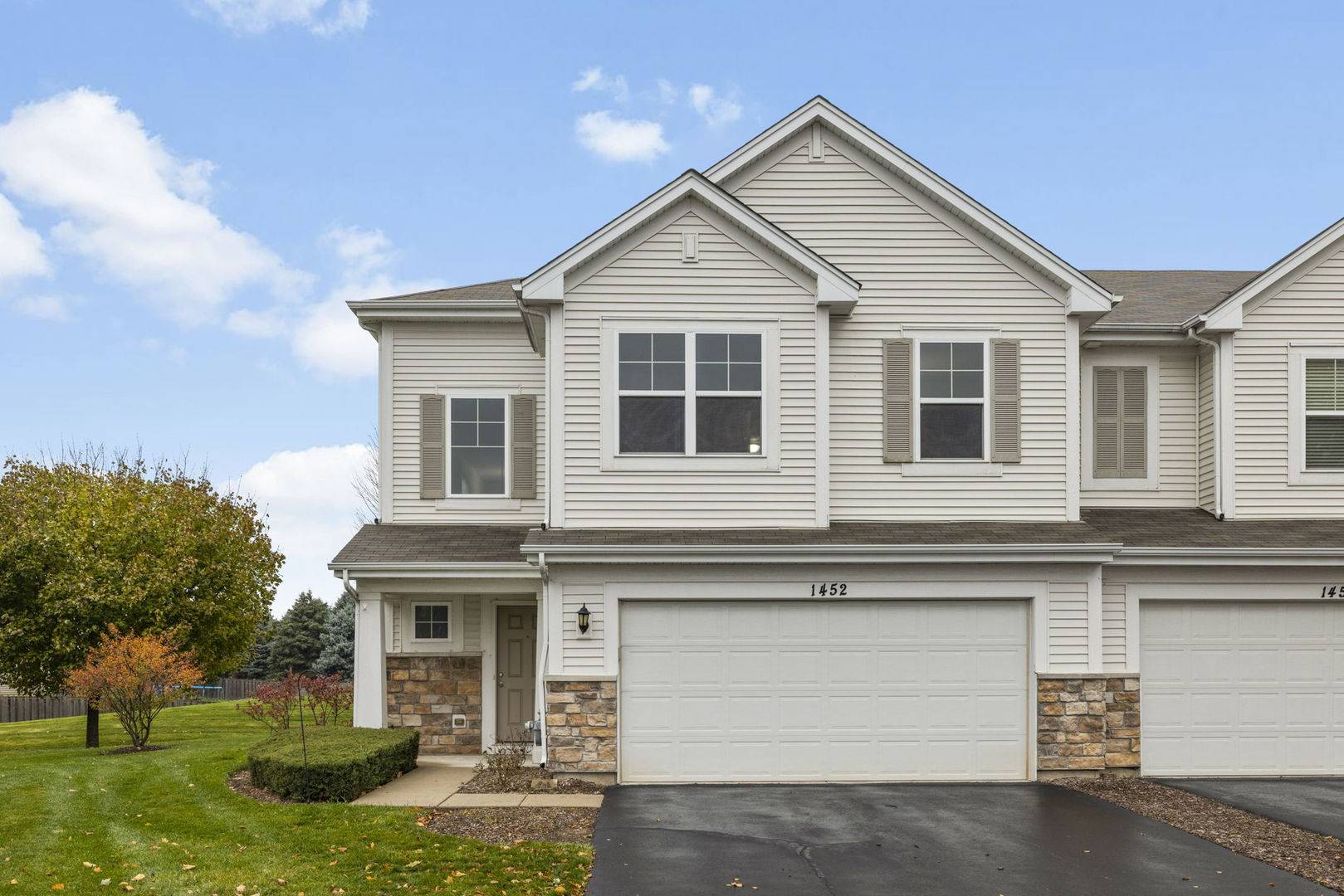 Pingree Grove, IL 60140,1452 Bar Harbor CT